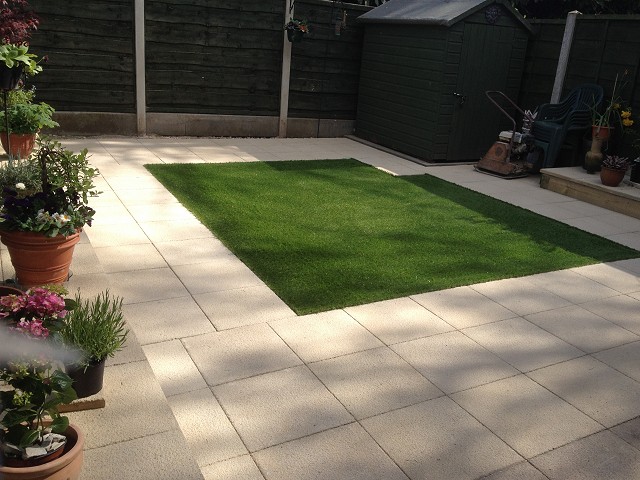 A new lawn using artificial grass